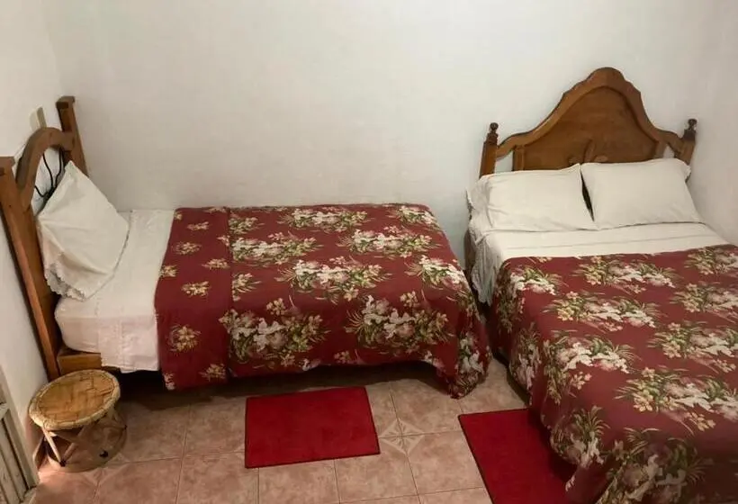 ベーシックトリプルルーム, Hostal Casa Blanca