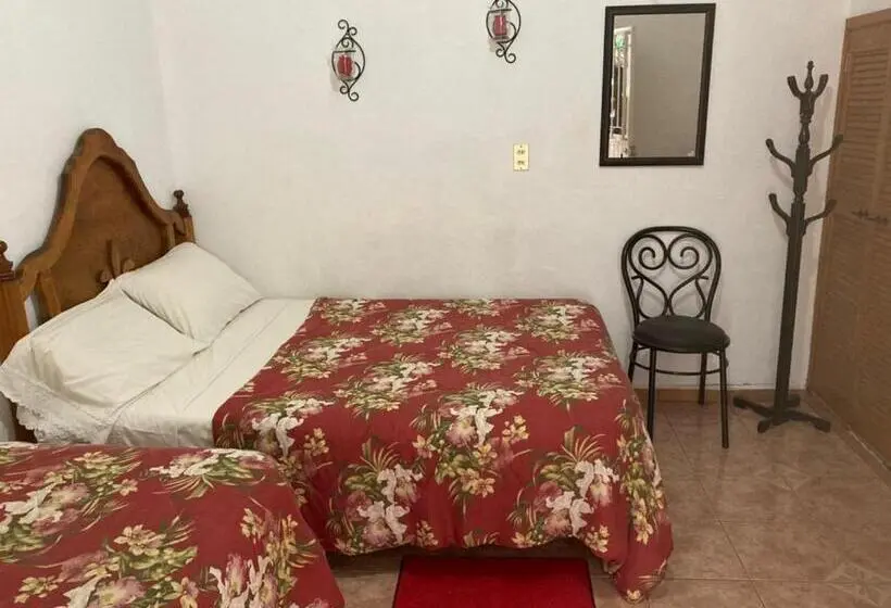ベーシックトリプルルーム, Hostal Casa Blanca