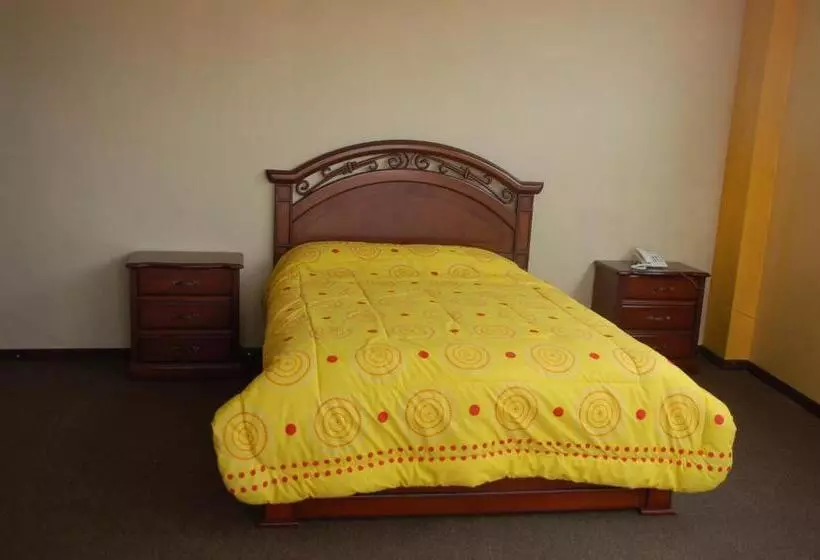 اتاق استاندارد, Hostal Tukos La Casa Real