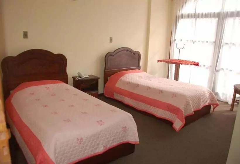 سوییت, Hostal Tukos La Casa Real