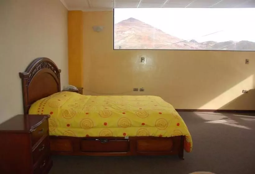 سوییت, Hostal Tukos La Casa Real