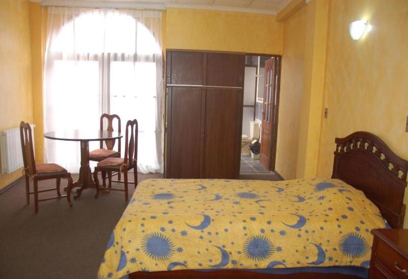 سوییت, Hostal Tukos La Casa Real