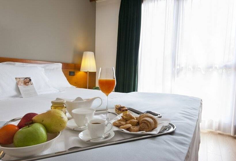 חדר סטנדרט, Ai Gelsi