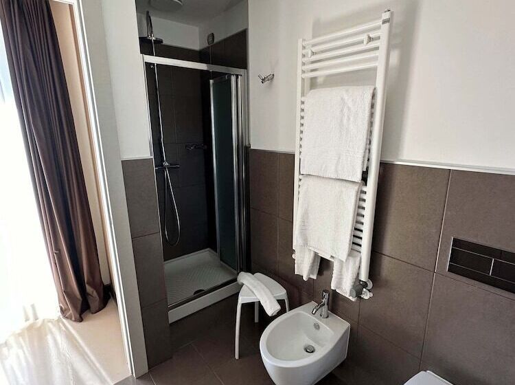 琮城市景观的豪华间, Albergo Del Sole