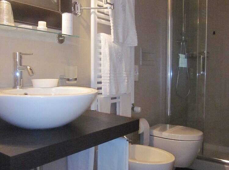 シティビューのデラックスルーム, Albergo Del Sole