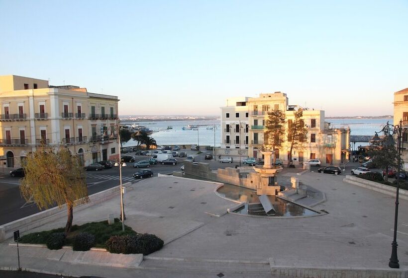 シティビューのデラックスルーム, Albergo Del Sole