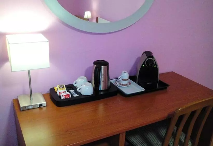 スタンダード４人部屋, Albergo Paradiso
