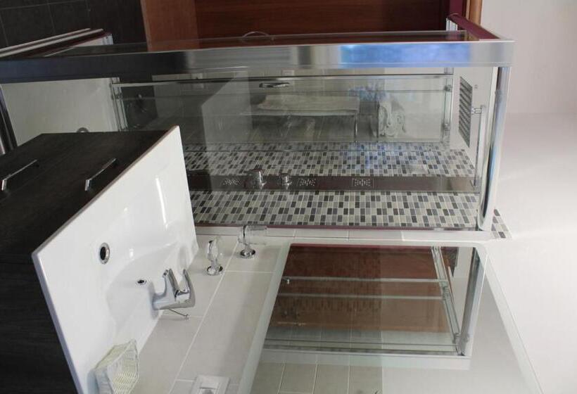 חדר סטנדרט לארבעה, Albergo Paradiso