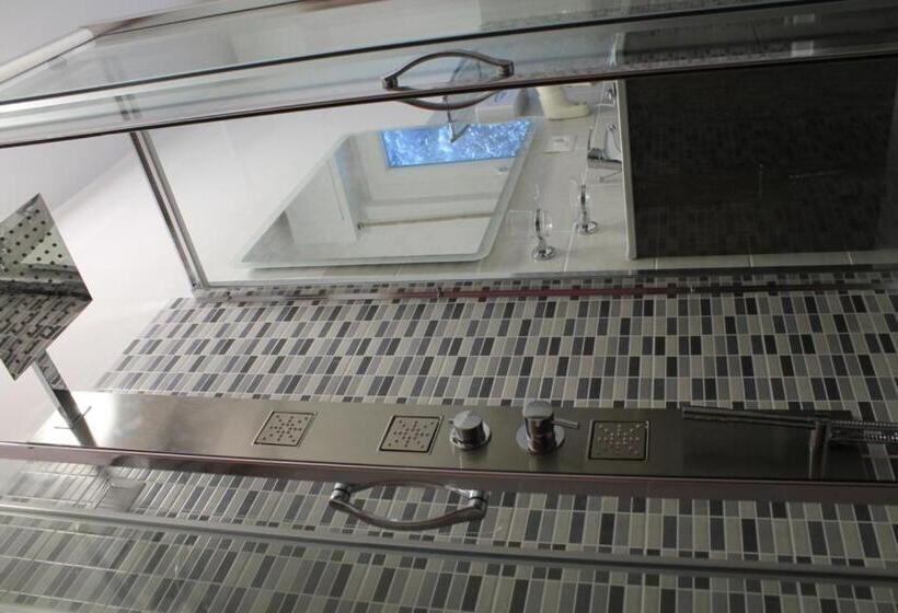 חדר סטנדרט לארבעה, Albergo Paradiso