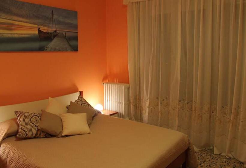 חדר סטנדרט לשלושה, Albergo Paradiso