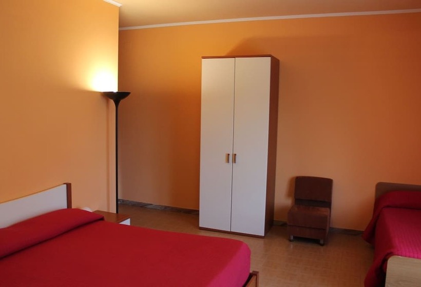 חדר סטנדרט לארבעה, Albergo Paradiso