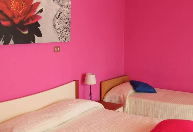 Четырехместный Номер Стандарт, Albergo Paradiso