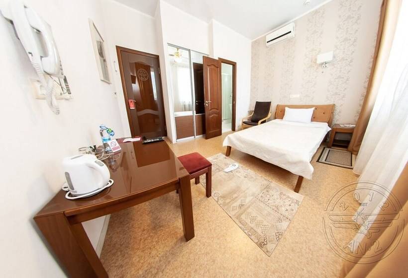 スーペリアシングルルーム, Antwo