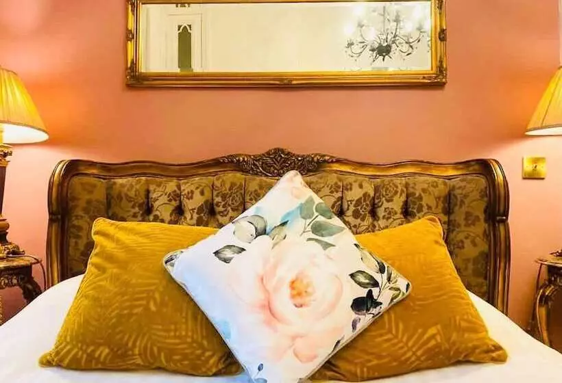 デラックスルーム, Ashmount Country House