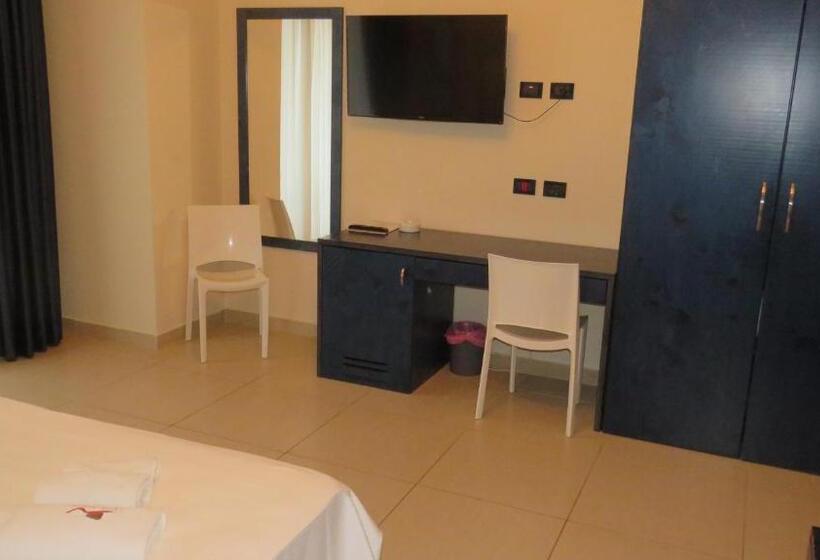 家庭间, Belvedere