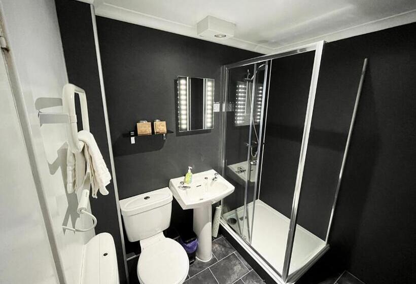 غرفة قياسية, Buccleuch Arms