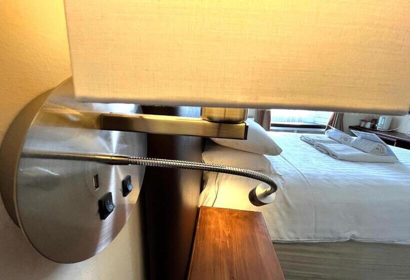 غرفة قياسية, Buccleuch Arms