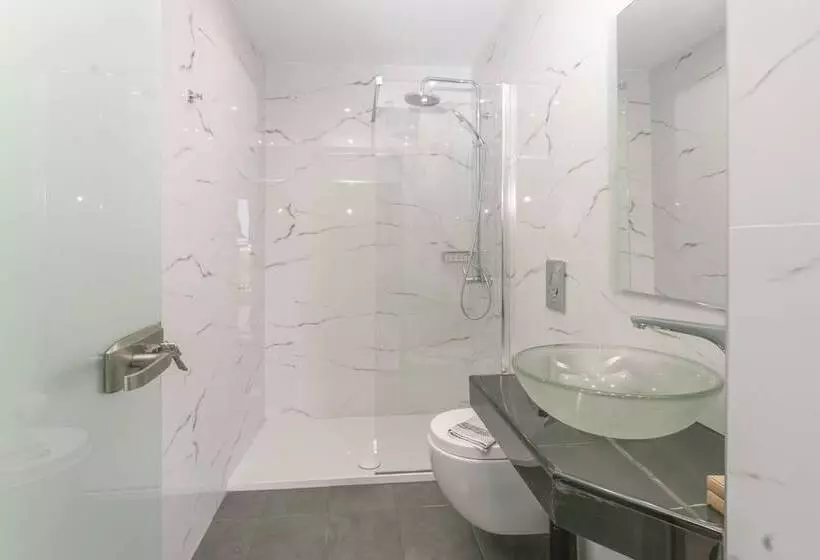 1 Bedroom Superior Apartment