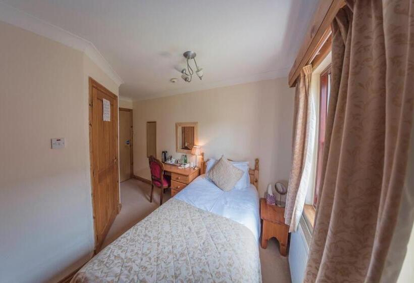 غرفة قياسية فردية, Craigard House