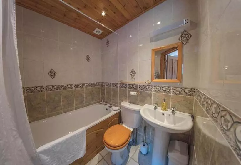 اتاق استاندارد یک نفره, Craigard House