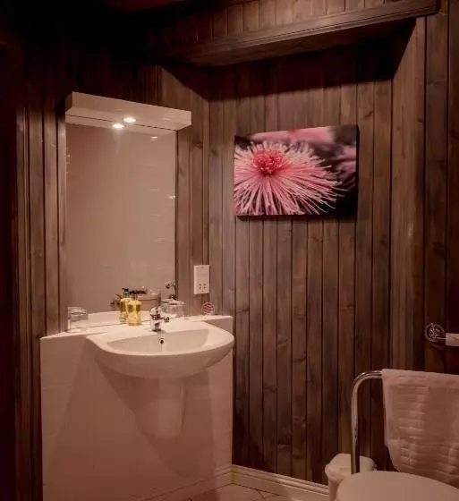 اتاق استاندارد در طبقه همکف, Craigard House