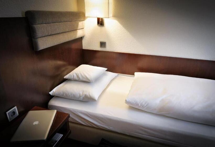Номер Economy Индивидуальный, De France Wiesbaden City