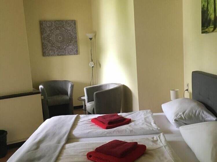 コンフォートルーム, Dein