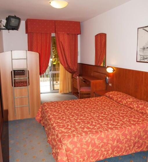 四人标准间, Garden