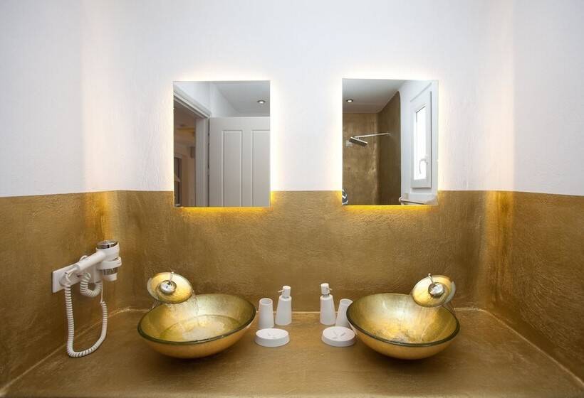 Family Suite, Golden Sun