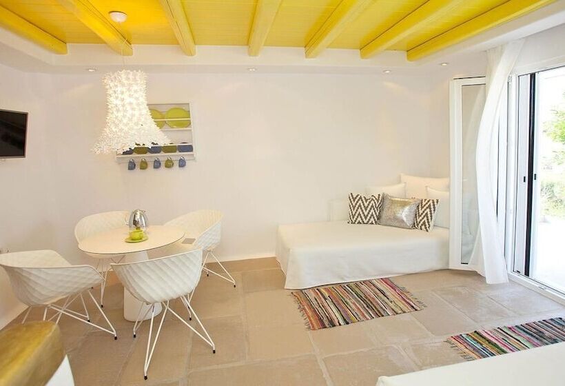 Family Suite, Golden Sun