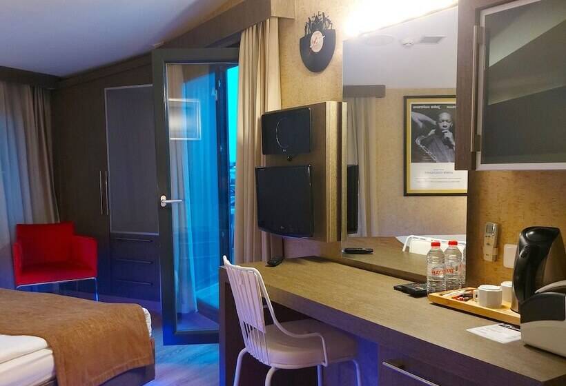 バルコニー付きデラックスルーム, Jazz Hotel Nisantasi