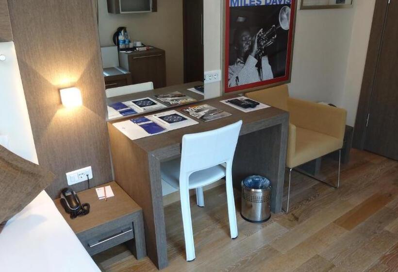 エコノミールーム, Jazz Hotel Nisantasi