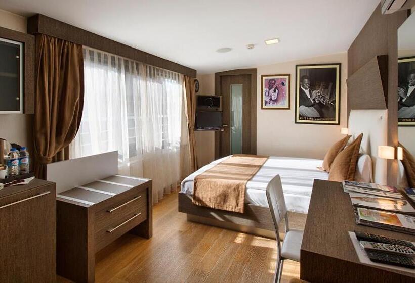 バルコニー付きデラックスルーム, Jazz Hotel Nisantasi