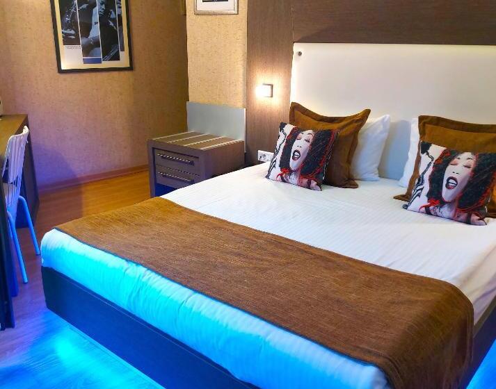 バルコニー付きデラックスルーム, Jazz Hotel Nisantasi