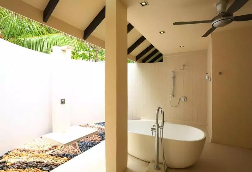 2 Bedrooms Suite Sea View, Kihaa Maldives