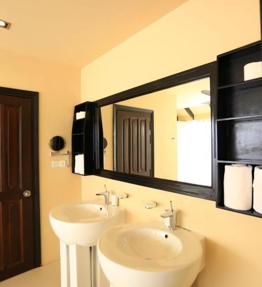 2 Bedrooms Suite Sea View, Kihaa Maldives