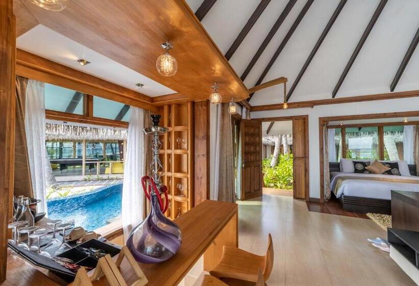 Suite Regal cu 3 dormitoare, Kihaa Maldives