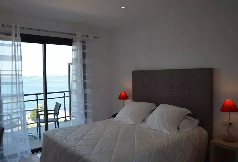 景色の見えるスタンダード４人部屋, Les Roches Blanches