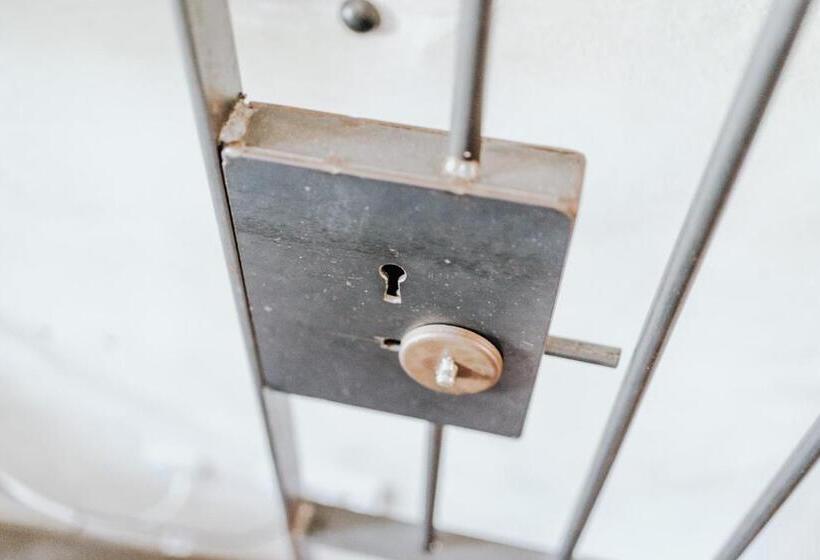 标准间, Road Stop Dortmund