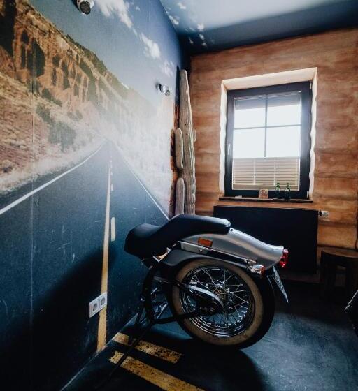 标准间, Road Stop Dortmund