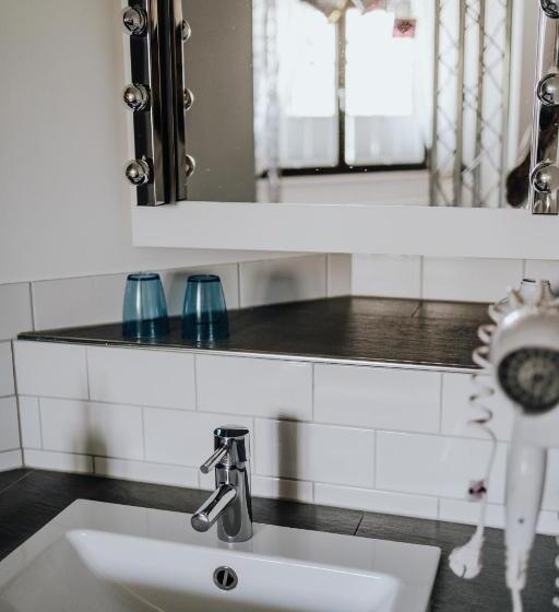 标准间, Road Stop Dortmund