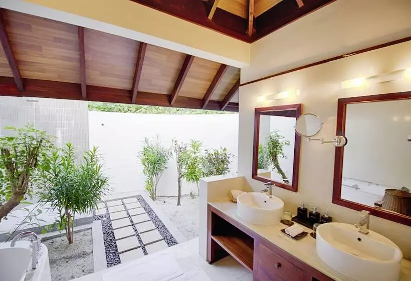 ویلای سوپریور 1 خوابه, Robinson Maldives Adults Only