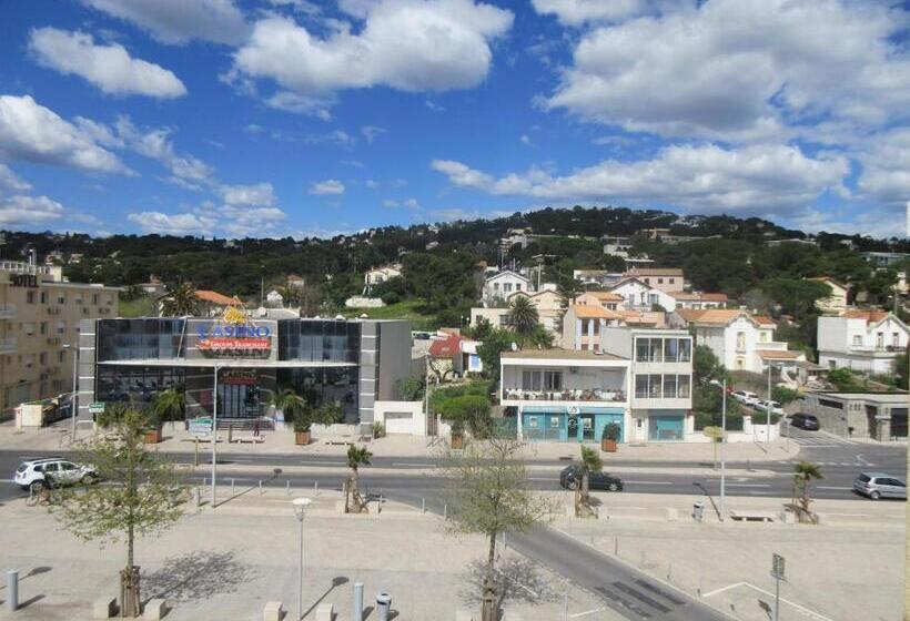 Классический номер с террасой, Sables D'or