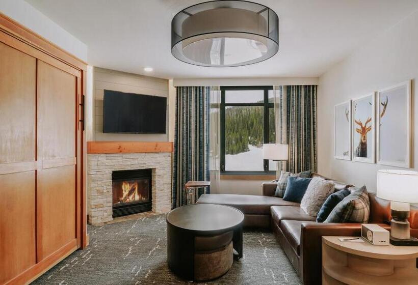 استودیوی استاندارد, Summit Hotel At Big Sky Resort