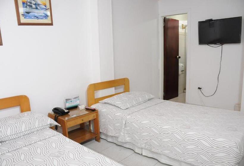 غرفة سوبيريور ثلاثية, Veleros Cartagena