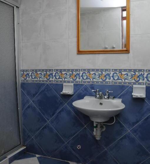 غرفة كلاسيكية رباعية, Veleros Cartagena