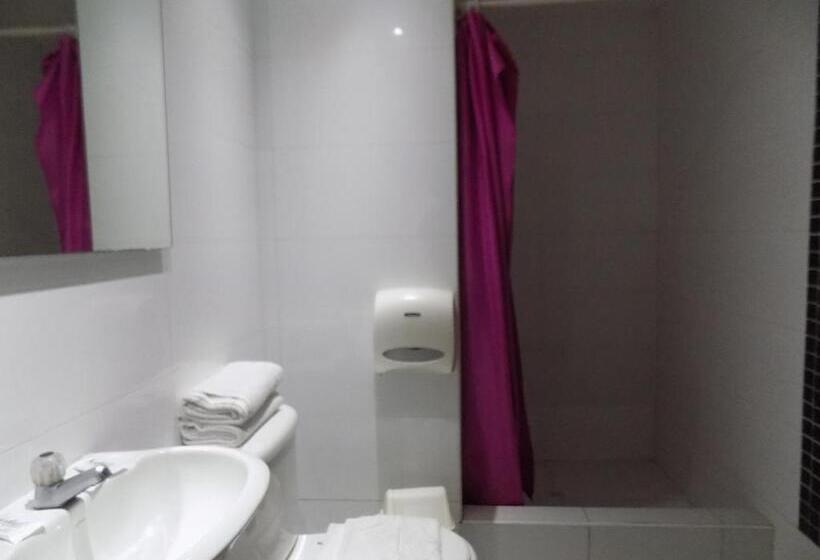 Номер Economy, Veleros Cartagena