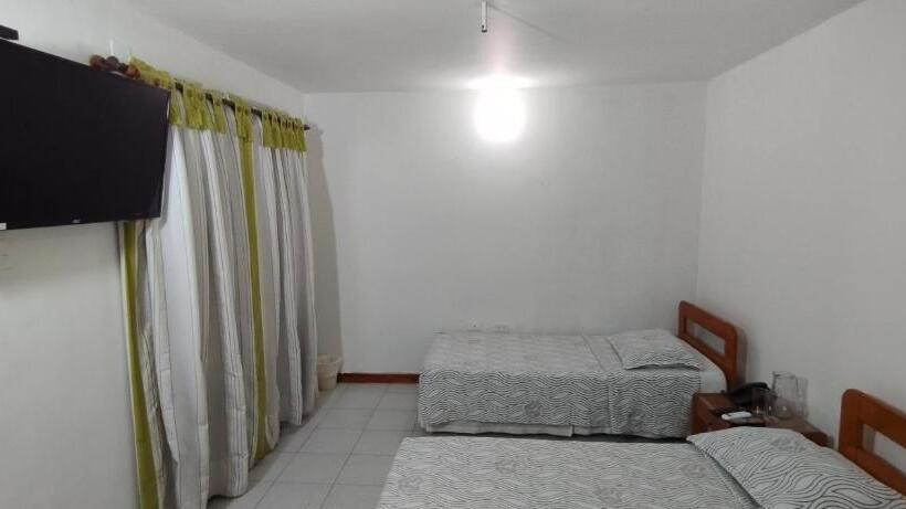 غرفة أساسية ثلاثية, Veleros Cartagena