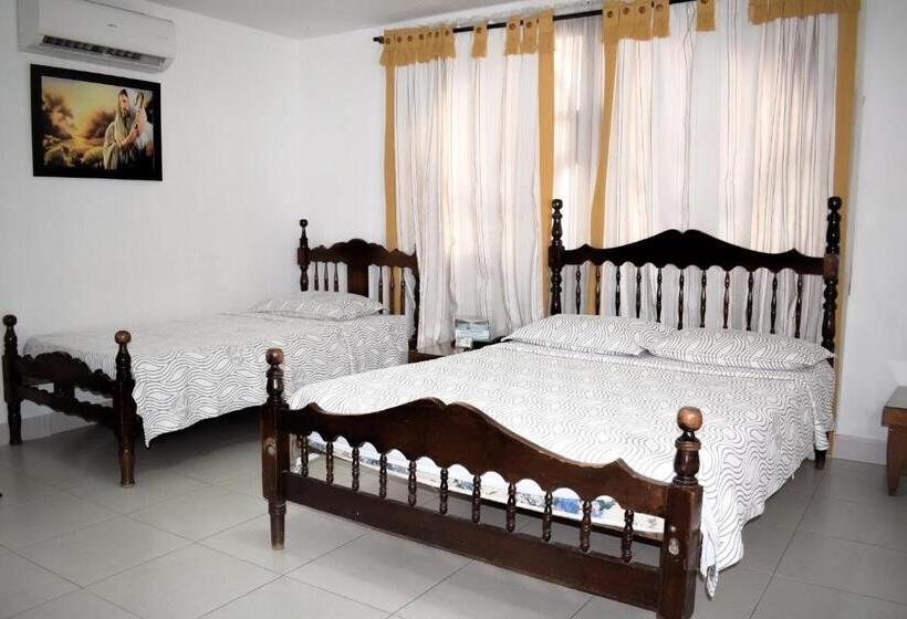 Трехместный Номер Базовый, Veleros Cartagena