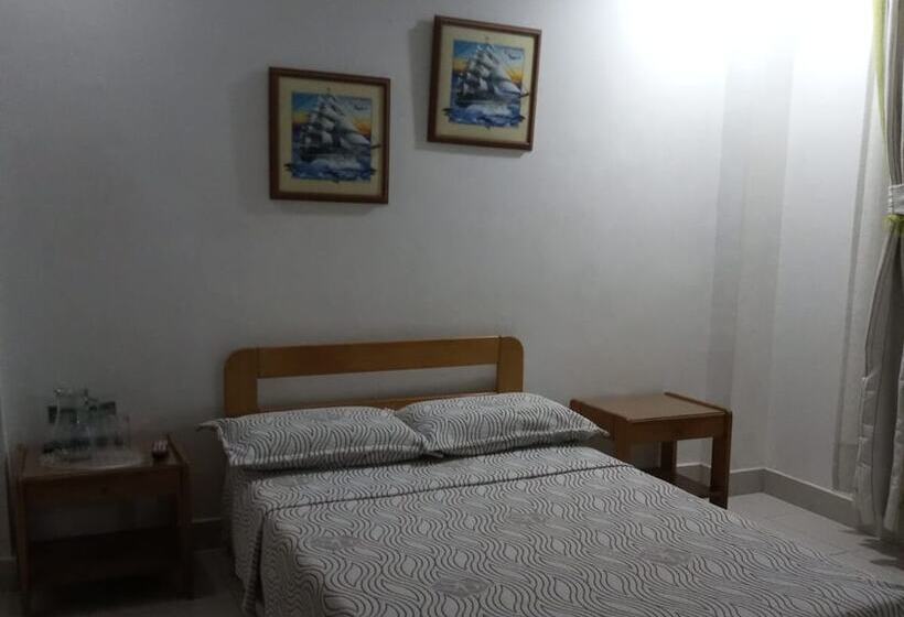 غرفة إقتصادية, Veleros Cartagena